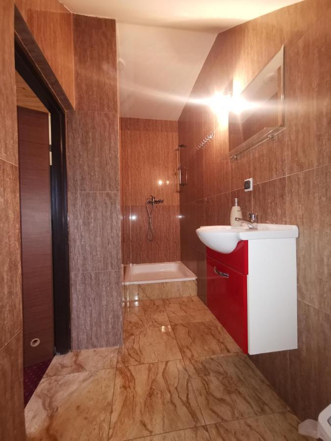 Senator Apartment Piotrkow Trybunalski Bagian luar foto